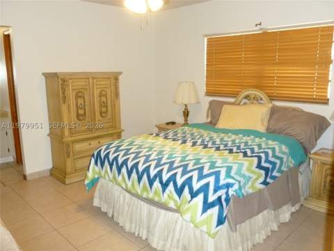 3261 NW 14th St, Miami FL - photo 11 of 23