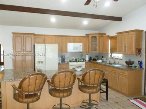 3261 NW 14th St, Miami FL - photo 20 of 23