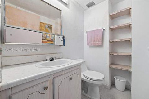 9225 Collins Ave 610, Surfside FL - photo 17 of 33