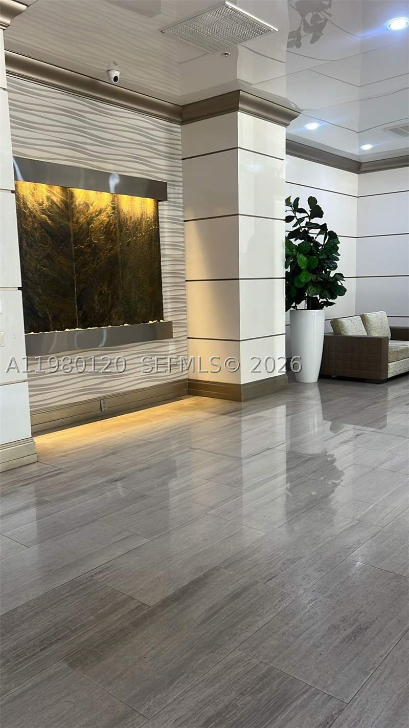 1 bedroom Condominium at 19390 Collins Ave 1619, Oceanview Building A Cond, Sunny Isles Beach — photo 5