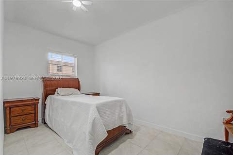 445 NE 4th St, Florida City FL - photo 14 of 30
