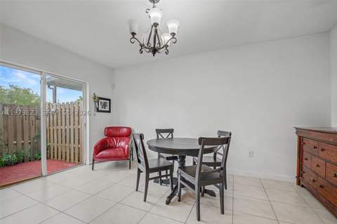 445 NE 4th St, Florida City FL - photo 23 of 30