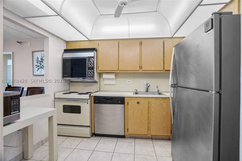 20515 E Country Club Dr 849, Aventura FL - photo 24 of 50