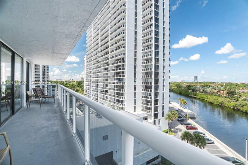 2 bedroom Condominium at 20515 E Country Club Dr 849, Waterview Condo, Aventura — photo 4