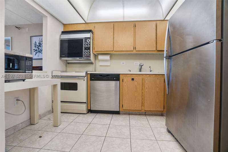 2 bedroom Condominium at 20515 E Country Club Dr 849, Waterview Condo, Aventura — photo 5
