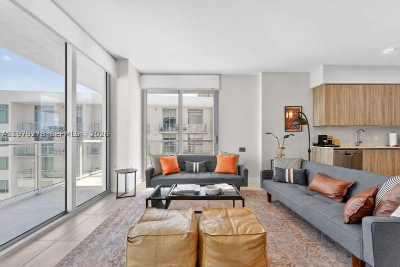 1 bedroom Condominium at 3900 Biscayne Blvd N-1101, Quadro Condo, Miami — photo 4
