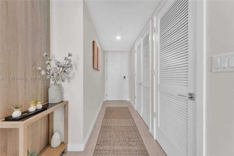 1 bedroom Condominium at 3900 Biscayne Blvd S-916, Quadro Condo, Miami — photo 2