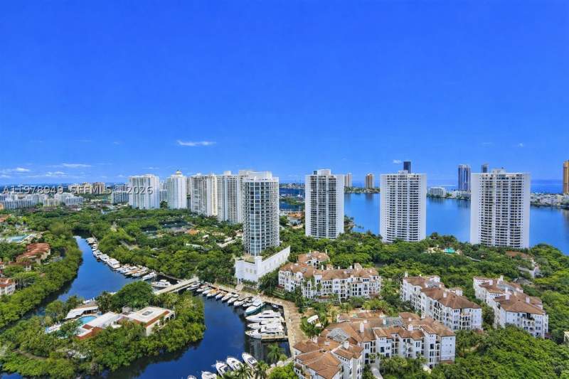 2 bedroom Condominium at 1000 Island Blvd 1812, 1000 Isl Blvd Williams Is, Aventura — photo 2