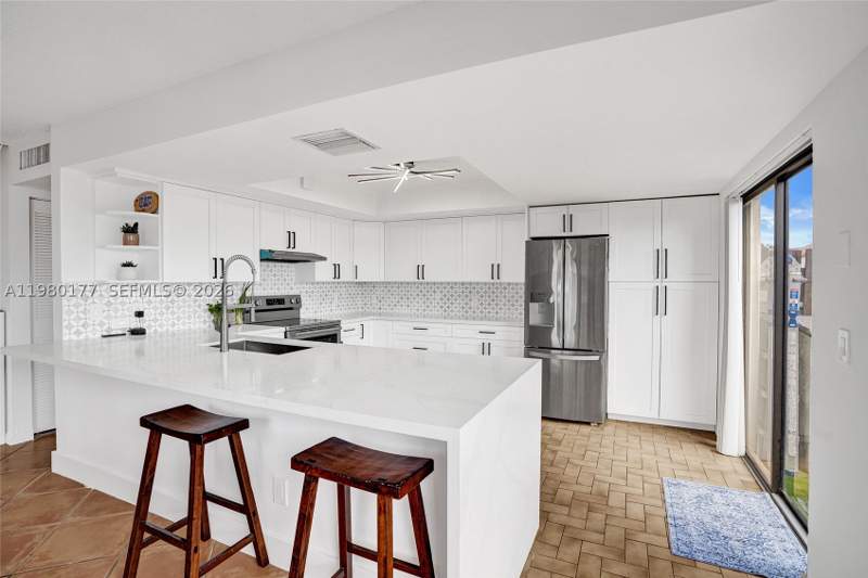 2 bedroom Townhouse at 15292 SW 46th Ln Br 64, Lakes Meadow Vilg Homes C, Miami — photo 5
