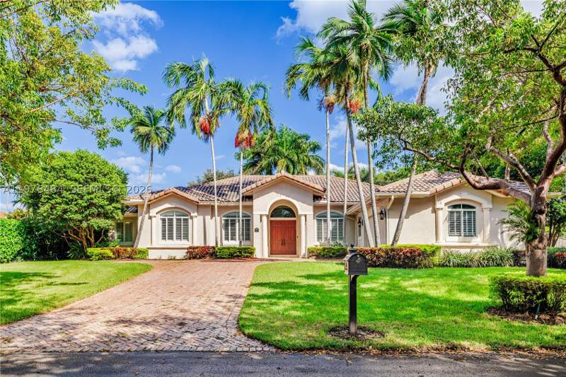 4 bedroom SingleFamilyResidence at 16721 SW 86th Ct, Flamingo Gardens Estates, Palmetto Bay — photo 3