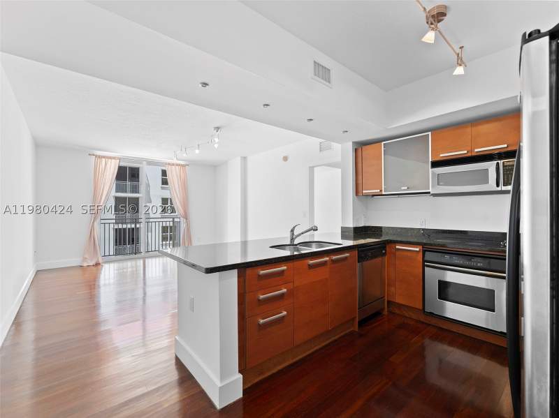 2 bedroom Condominium at 2030 S Douglas Rd 610, The Minorca Condo, Coral Gables — photo 2