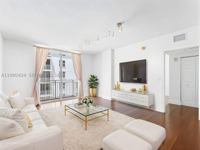2 bedroom Condominium at 2030 S Douglas Rd 610, The Minorca Condo, Coral Gables — photo 5