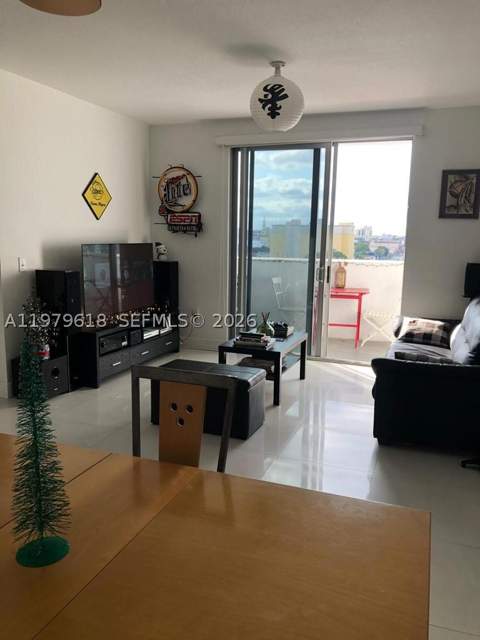 36 NW 6th Ave 801, Miami FL - photo 8 of 16