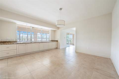 1265 S Alhambra Cir B, Coral Gables FL - photo 11 of 29