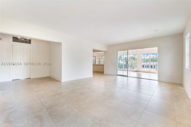 2 bedroom Condominium at 1265 S Alhambra Cir B, South Brick Condo, Coral Gables — photo 4