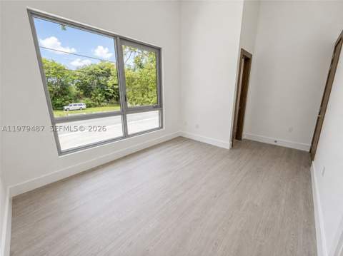 3669 Frow Ave, Miami FL - photo 8 of 40