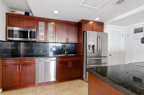 2841 NE 163rd St 802, North Miami Beach FL - photo 10 of 37