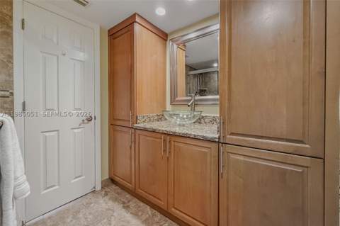 2841 NE 163rd St 802, North Miami Beach FL - photo 23 of 37