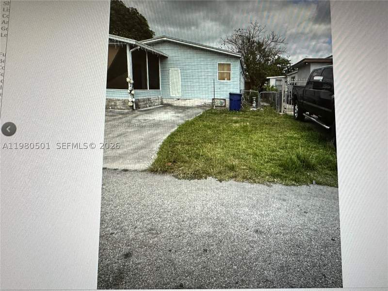 3 bedroom MobileHome at 19800 SW 180th Ave Lot 266, Americana Village Condo, Miami — photo 3