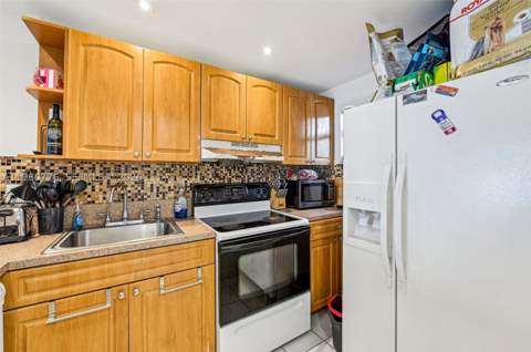 1901 NW S River Dr 16B, Miami FL - photo 11 of 34