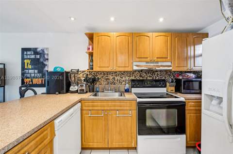 1901 NW S River Dr 16B, Miami FL - photo 12 of 34