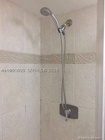 17890 W Dixie Hwy 106, North Miami Beach FL - photo 18 of 25