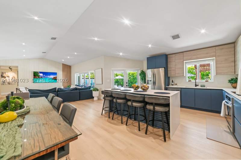 5 bedroom SingleFamilyResidence at 14481 SW 161st St, Limewood Grove, Miami — photo 4