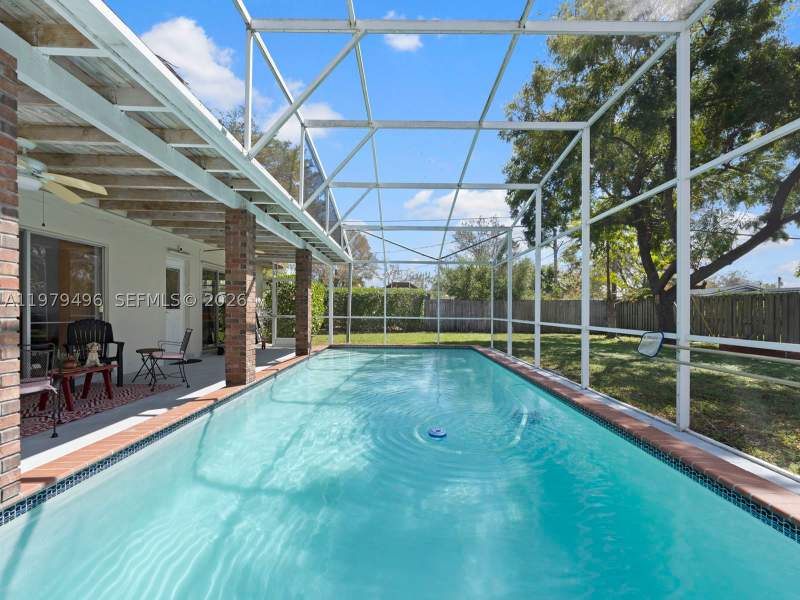 4 bedroom SingleFamilyResidence at 8620 SW 185th Ter, Whispering Pines Estates, Cutler Bay — photo 3
