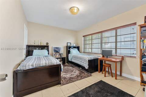 7331 Gary Ave 206, Miami Beach FL - photo 12 of 21