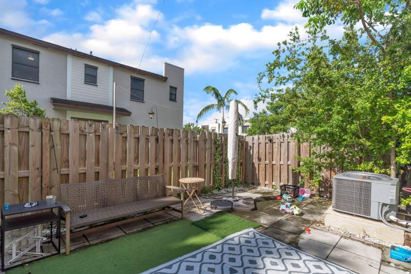 4 bedroom SingleFamilyResidence at 230 NE 208th Terrace 230, Via Ventura Neighborhood 2, North Miami Beach — photo 3