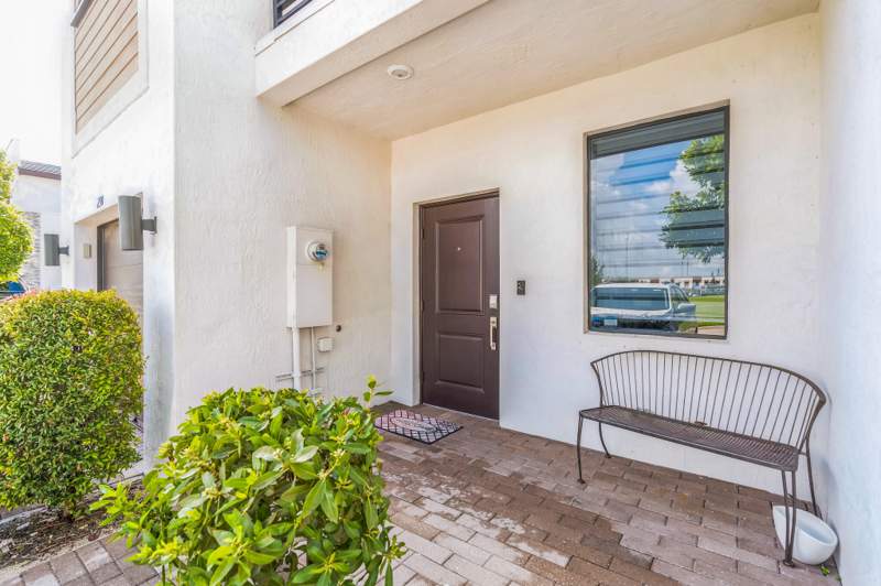 4 bedroom SingleFamilyResidence at 230 NE 208th Terrace 230, Via Ventura Neighborhood 2, North Miami Beach — photo 4