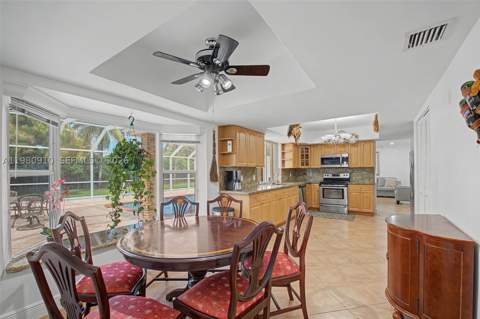 8241 SW 146th St, Palmetto Bay FL - photo 10 of 26
