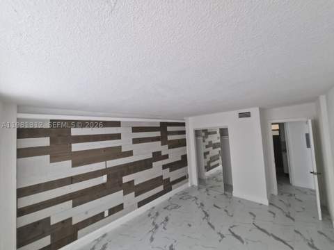 16410 Miami Dr 304, North Miami Beach FL - photo 16 of 18