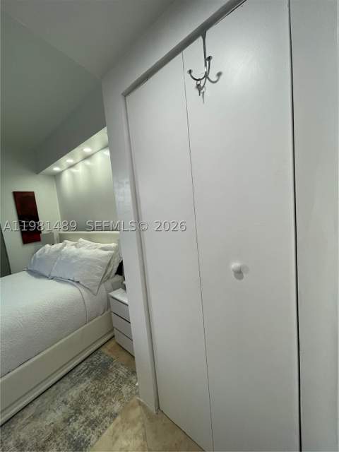 1750 N Bayshore Dr 2814, Miami FL - photo 14 of 42