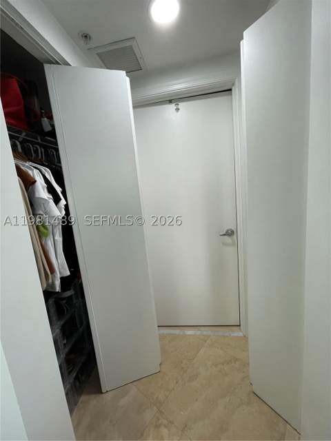 1750 N Bayshore Dr 2814, Miami FL - photo 15 of 42