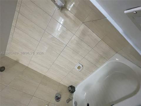 1750 N Bayshore Dr 2814, Miami FL - photo 16 of 42