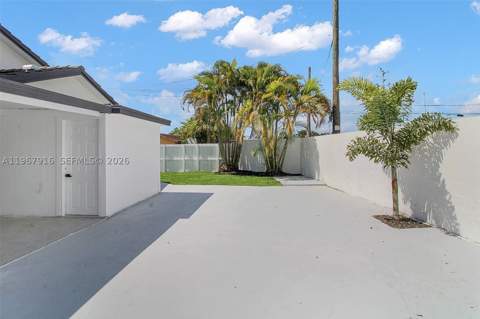 7893 SW 9th Ter, Miami FL - photo 23 of 29