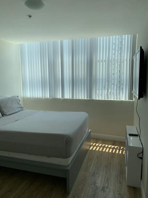 2200 NE 4th Avenue 805, Miami FL - photo 9 of 13