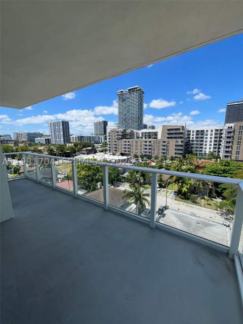 321 NE 26th St 717, Miami FL - photo 20 of 27