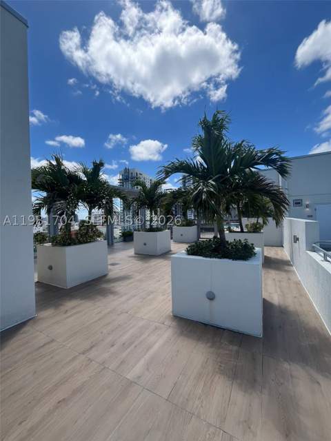 321 NE 26th St 717, Miami FL - photo 22 of 27