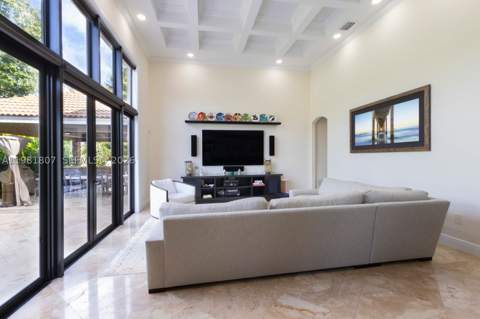 7140 SW 70th Ave, Miami FL - photo 14 of 34