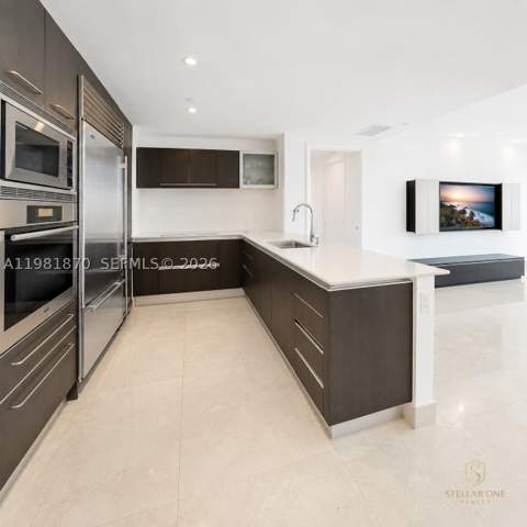 17001 Collins Ave 1204, Sunny Isles Beach FL - photo 6 of 10