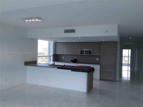 400 Sunny Isles Blvd 1701, Sunny Isles Beach FL - photo 7 of 32