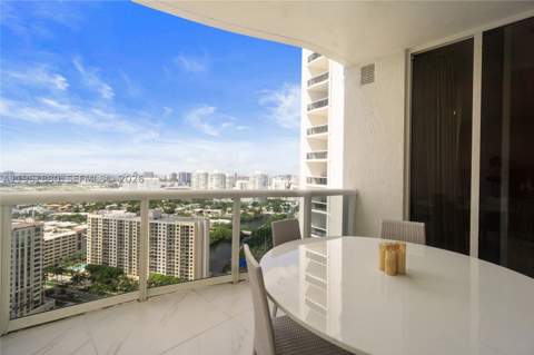 15811 Collins Ave 2606, Sunny Isles Beach FL - photo 6 of 35