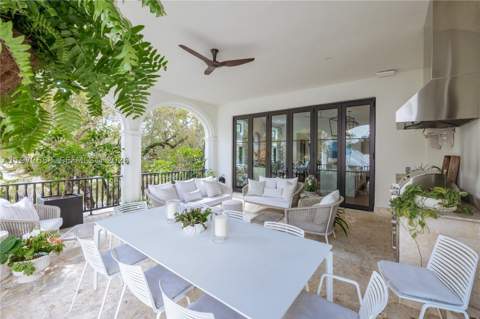 743 Almeria Ave, Coral Gables FL - photo 16 of 43