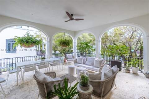 743 Almeria Ave, Coral Gables FL - photo 17 of 43
