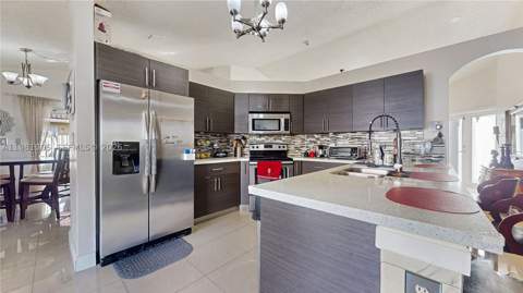 8070 SW 157th Pl, Miami FL - photo 7 of 25