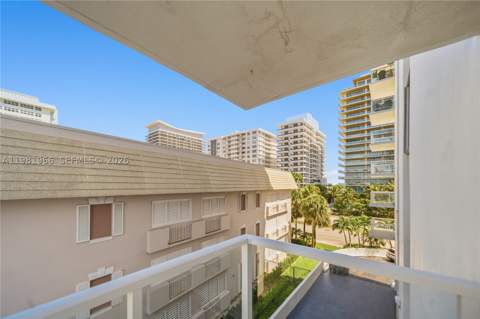 5750 Collins Ave 4F, Miami Beach FL - photo 19 of 48