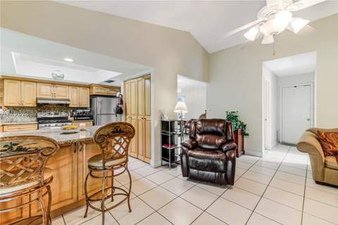 11541 SW 100th St, Miami FL - photo 13 of 51
