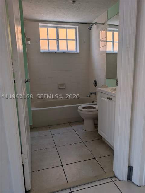 2485 W 76th St 109, Hialeah FL - photo 20 of 22